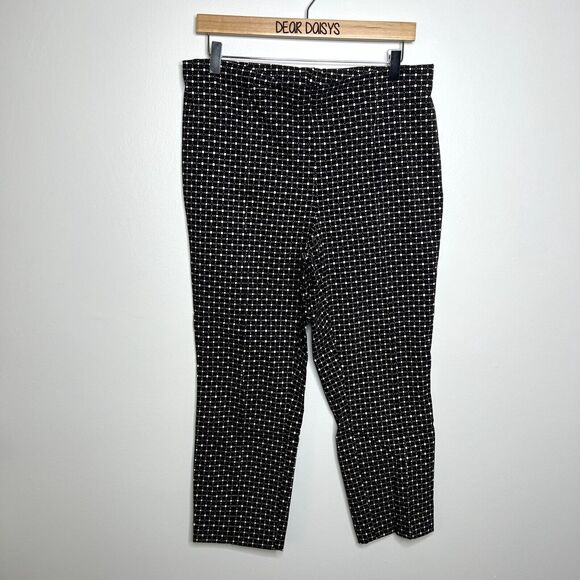Jules & Leopold Polka Dot Patterned Capri Pants - Picture 1 of 7